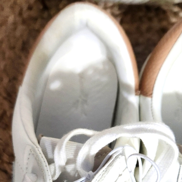 Universal Thread- Women's(11) Shoes NWT - Picture 4 of 10